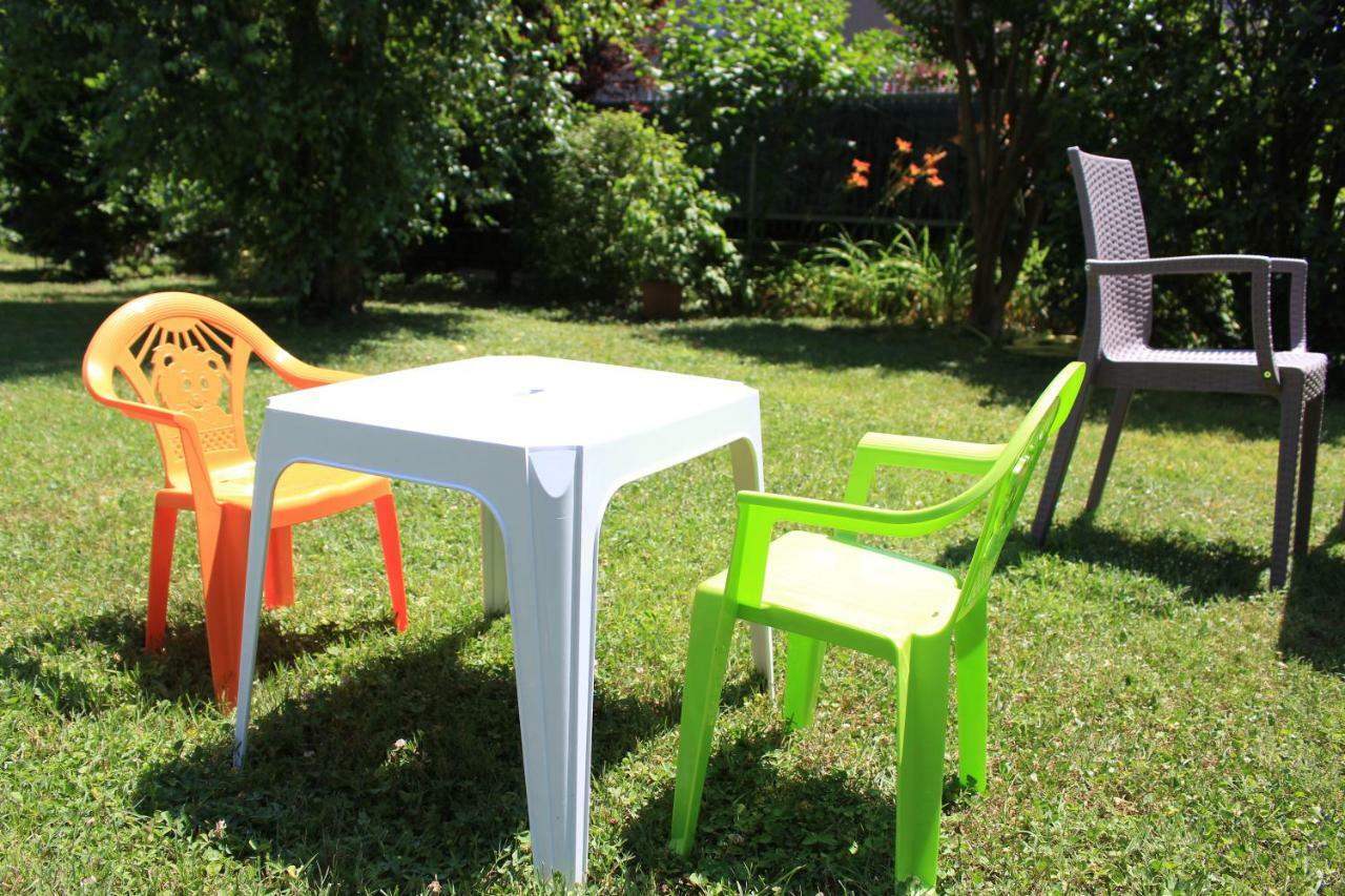 La Finestra Sul Parco Apartment Valeggio sul Mincio Luaran gambar