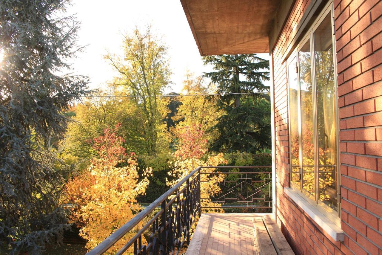 La Finestra Sul Parco Apartment Valeggio sul Mincio Luaran gambar
