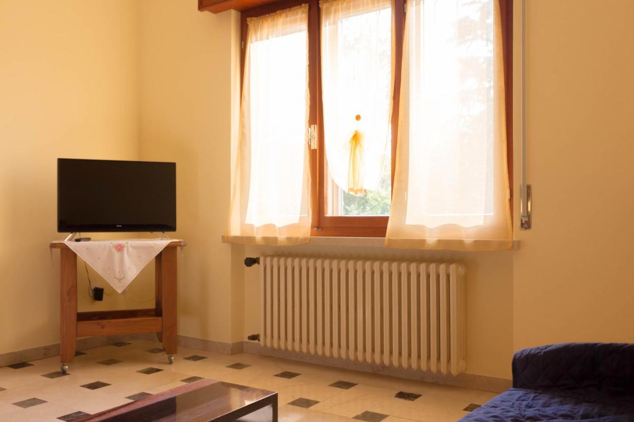 La Finestra Sul Parco Apartment Valeggio sul Mincio Luaran gambar